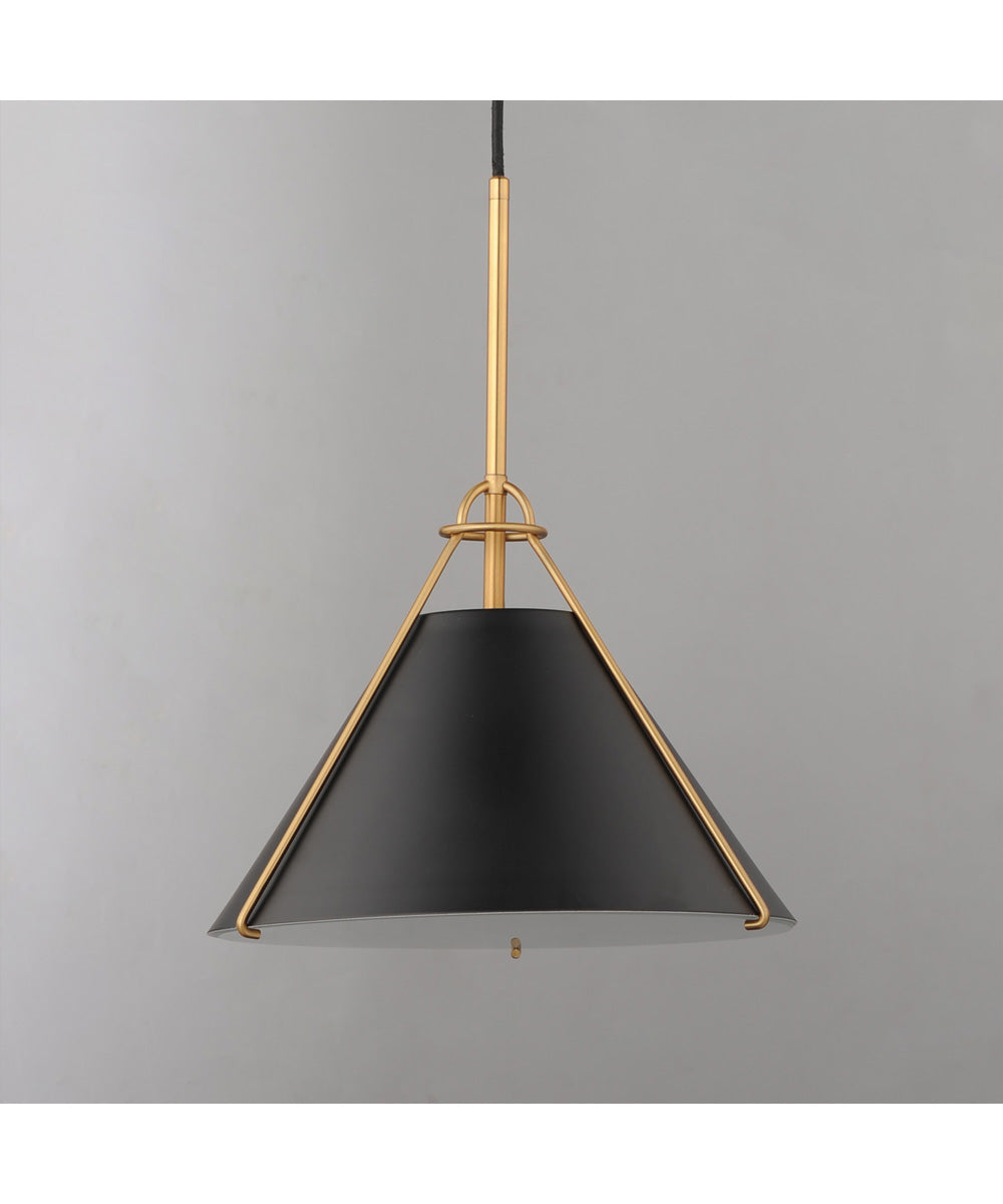 Lucas Single Pendant Black / Natural Aged Brass