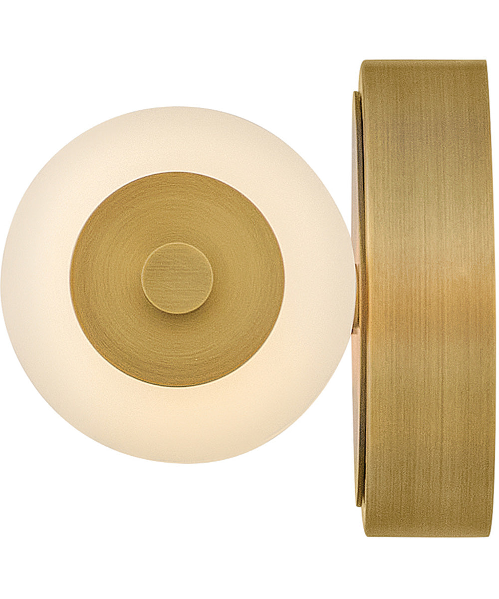 Trigo LED-Light Large LED Sconce in Lacquered Brass
