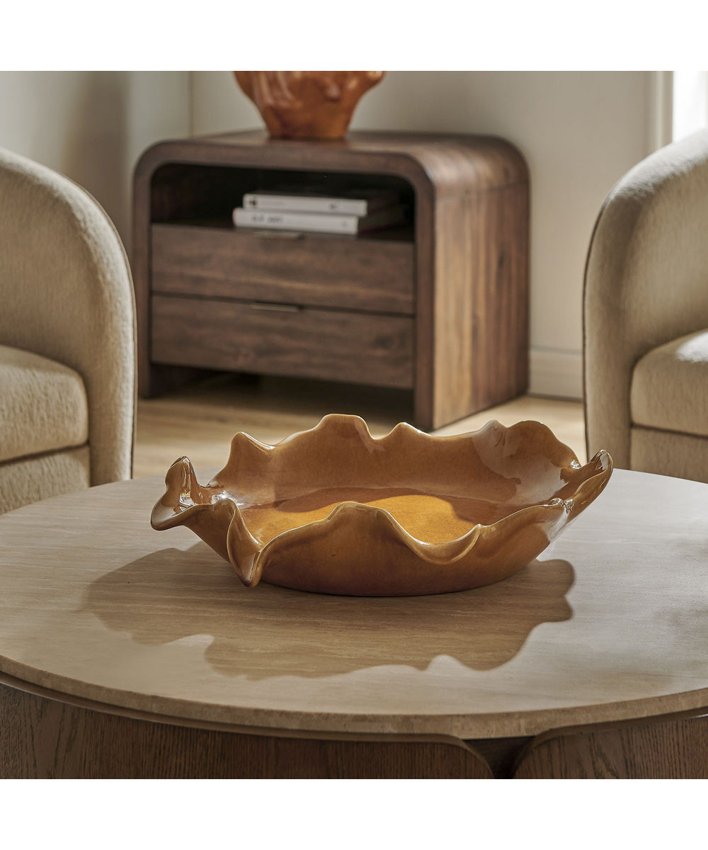 Golden Crest Ruffle Indoor-Outdoor Bowl