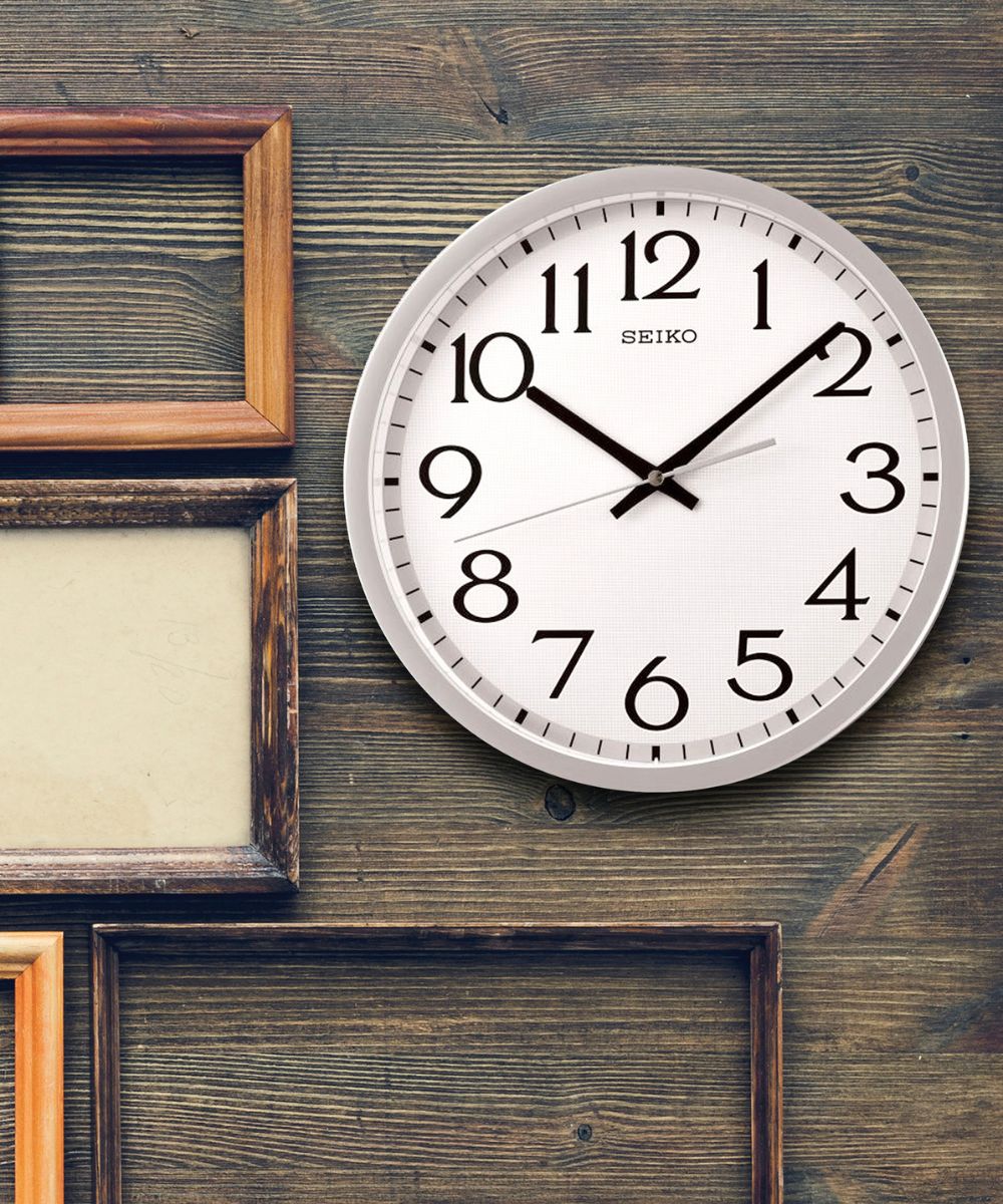 OPEN BOX Wall Clock with Quiet Sweep