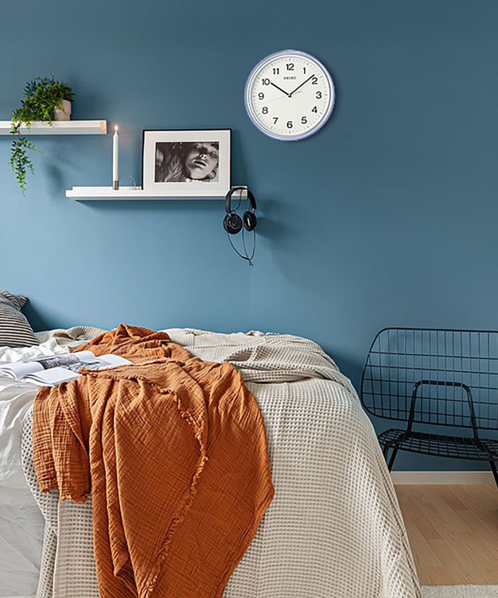 OPEN BOX Wall Clock Oita Blue Glass Cover