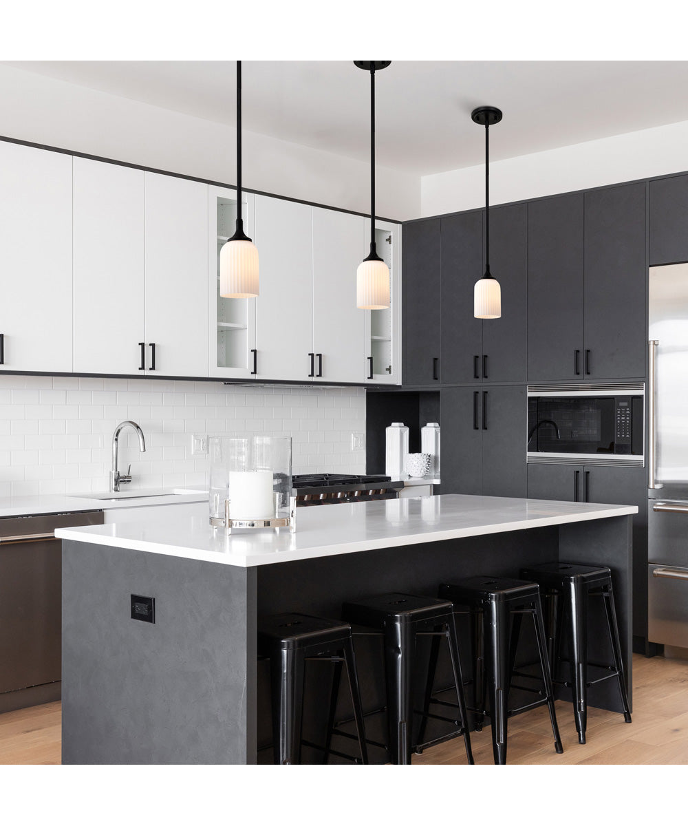 Solara 1-Light Pendant Matte Black