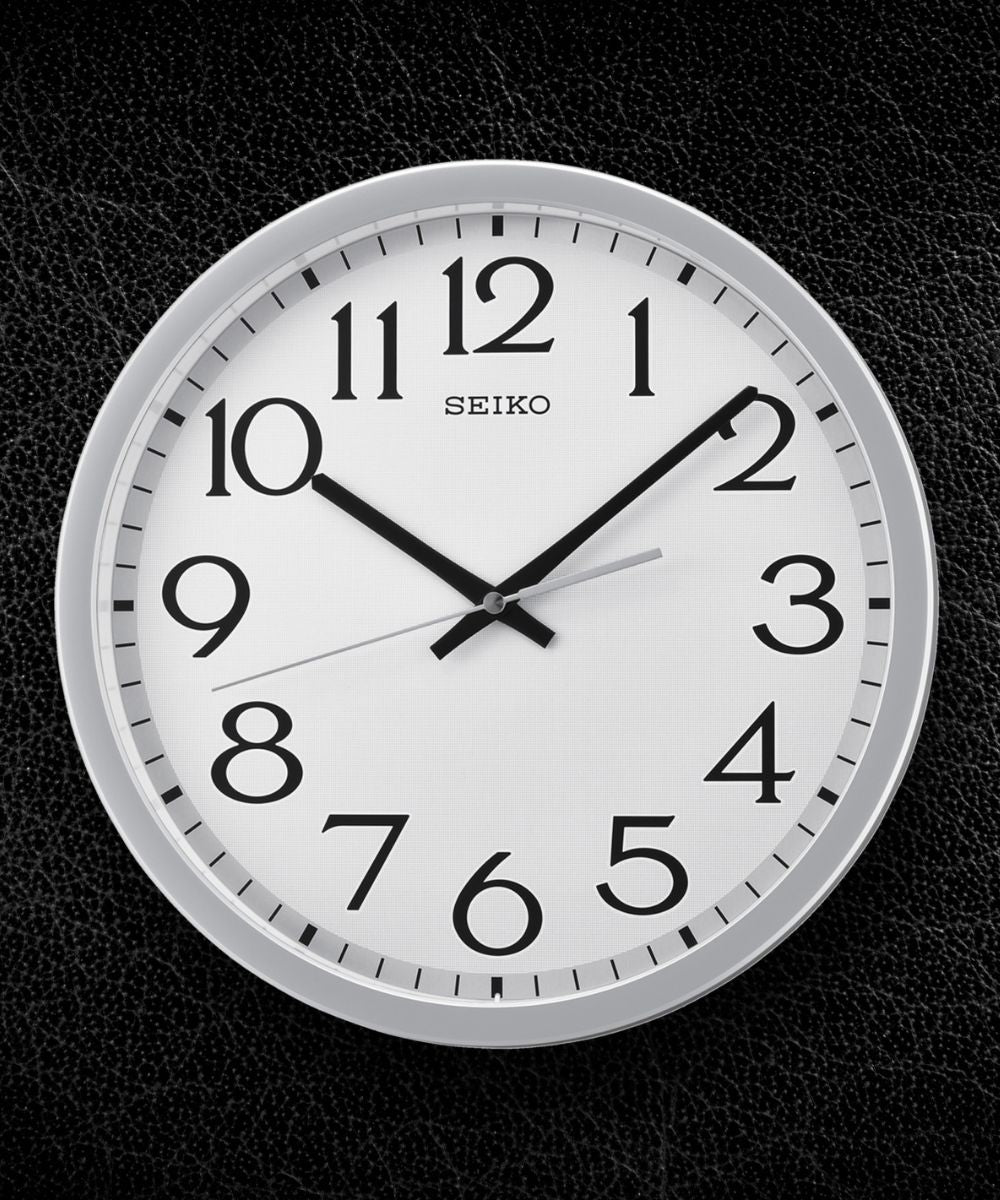 OPEN BOX Wall Clock with Quiet Sweep