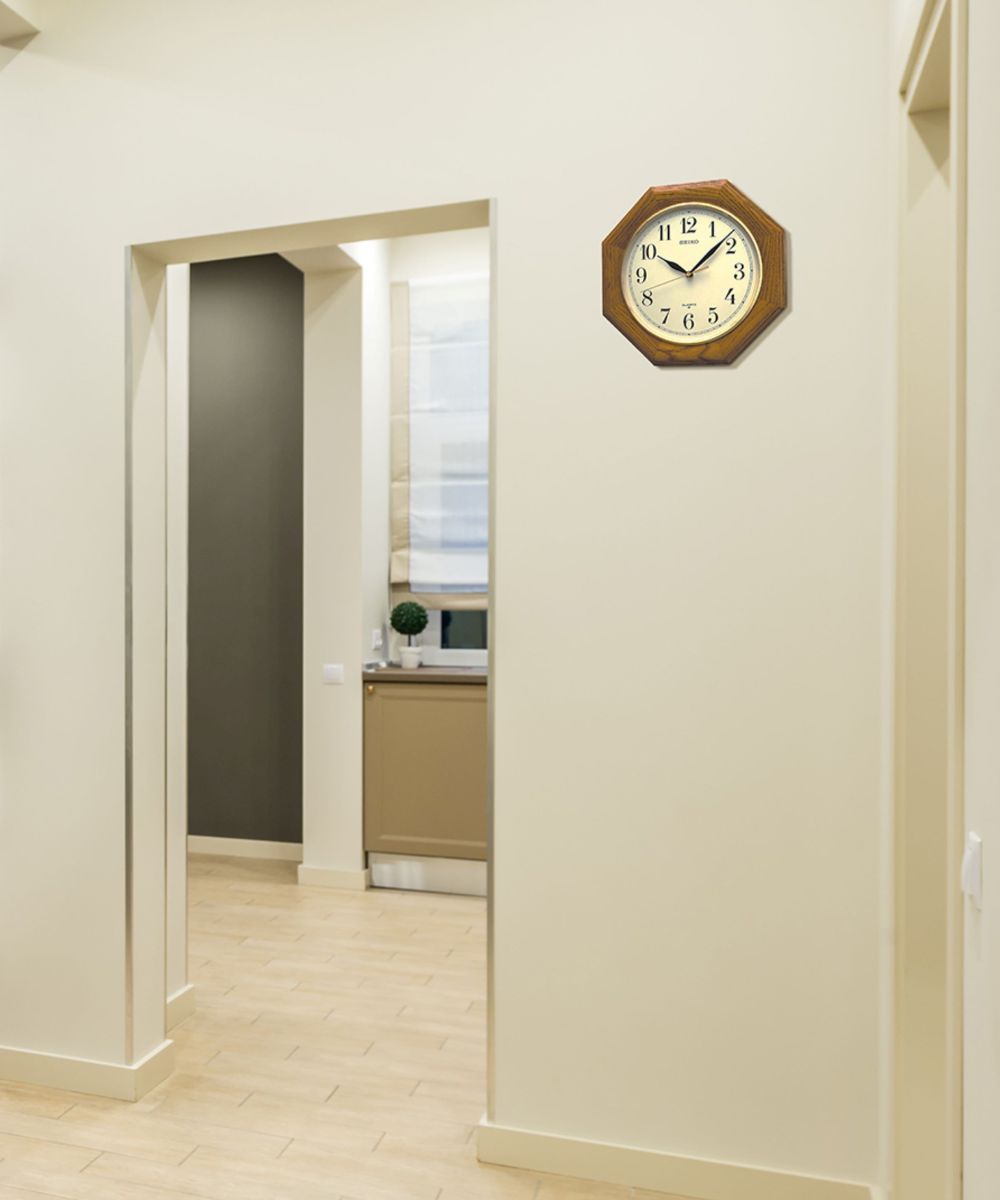 Wall Clock Medium Brown Solid Oak