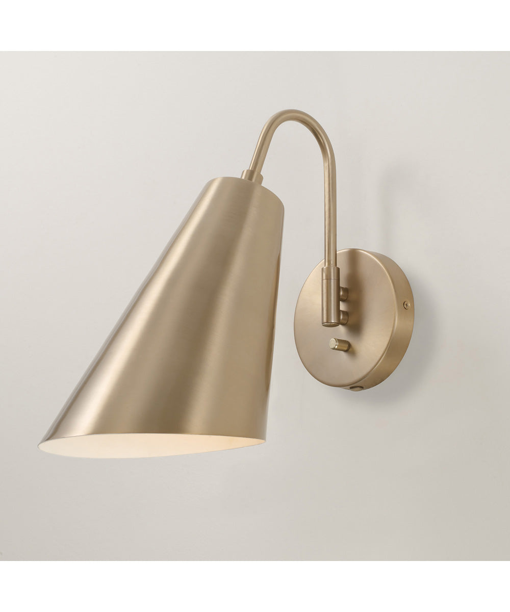Leo 1-Light Sconce Matte Brass