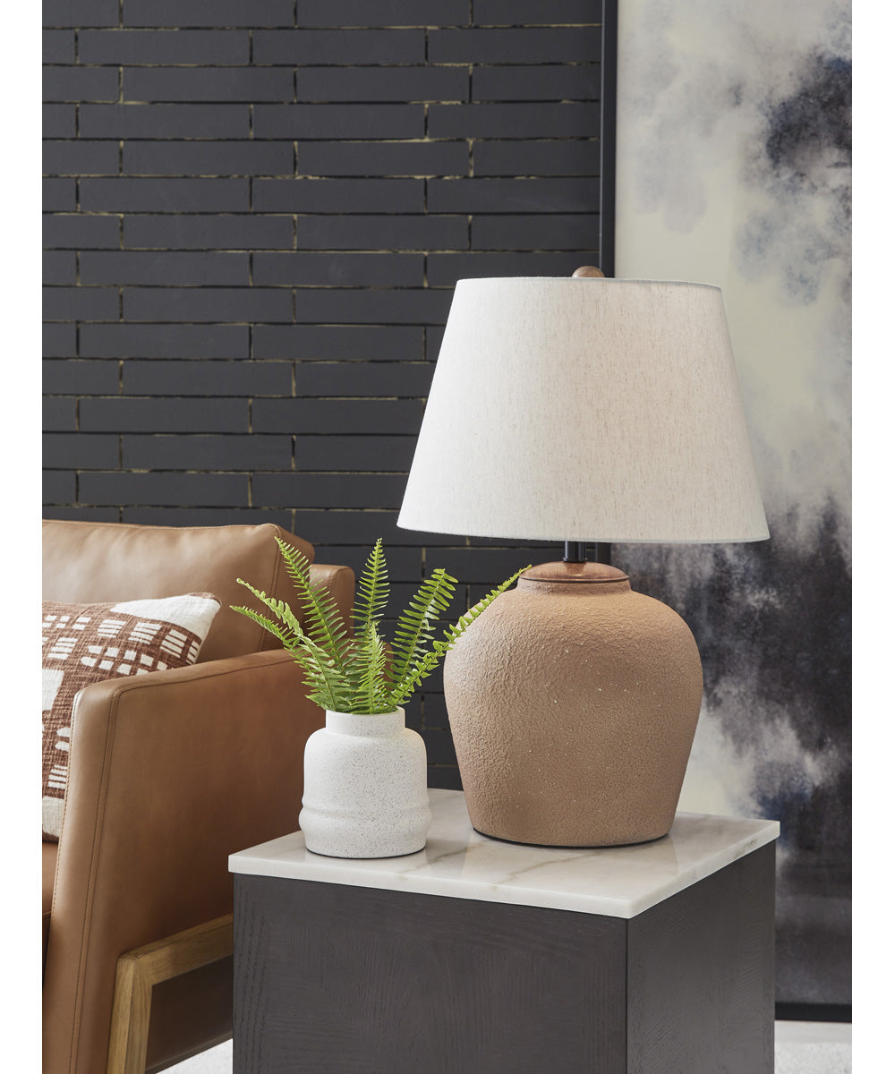 Scantor Metal Table Lamp Rust