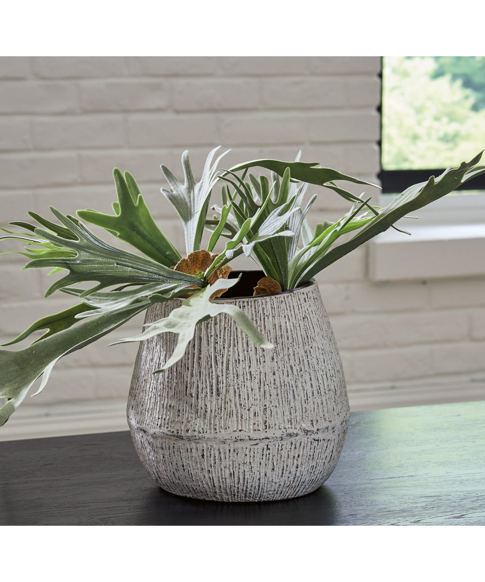 Claymount Vase Distressed Brown