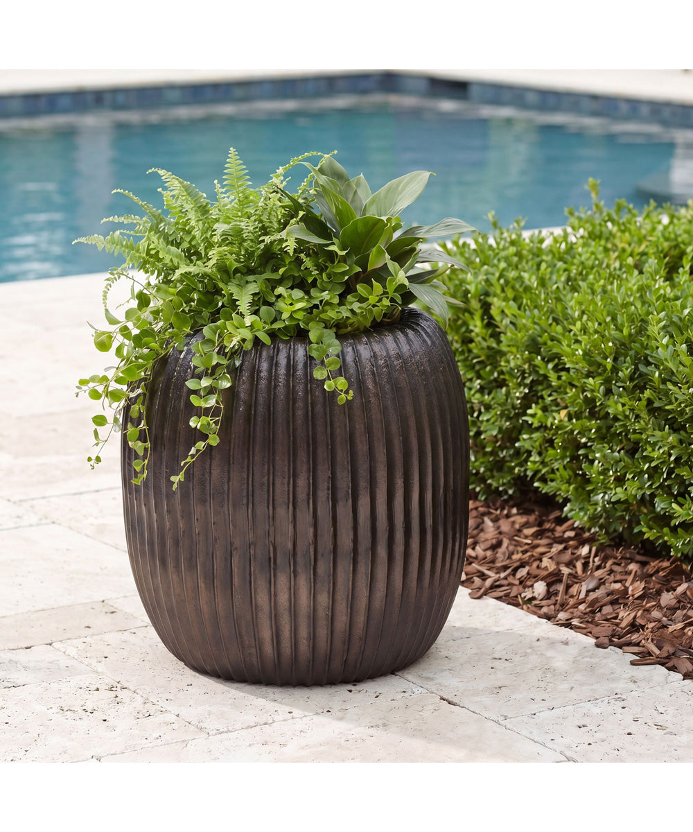 Vector Ridge Indoor-Outdoor Planter