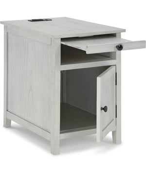 Treytown Chair Side End Table Antique White