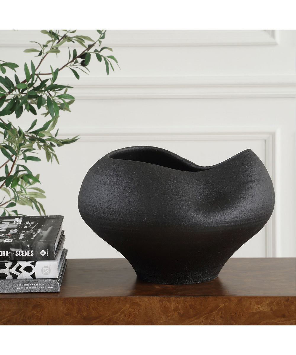 Nocturne Textured Black Bowl