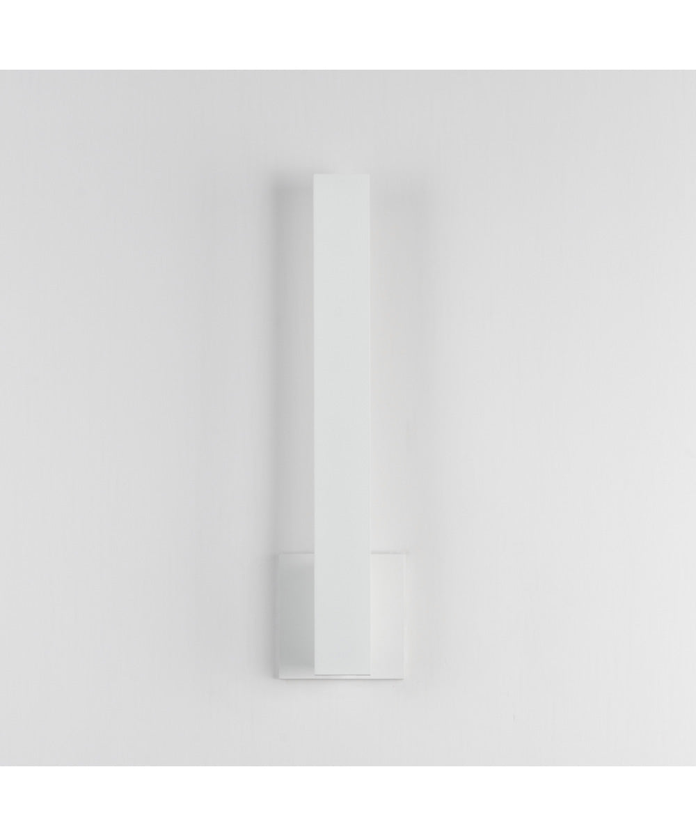 Alumilux Line 5CCT 18 inch LED Outdoor Wall Sconce White