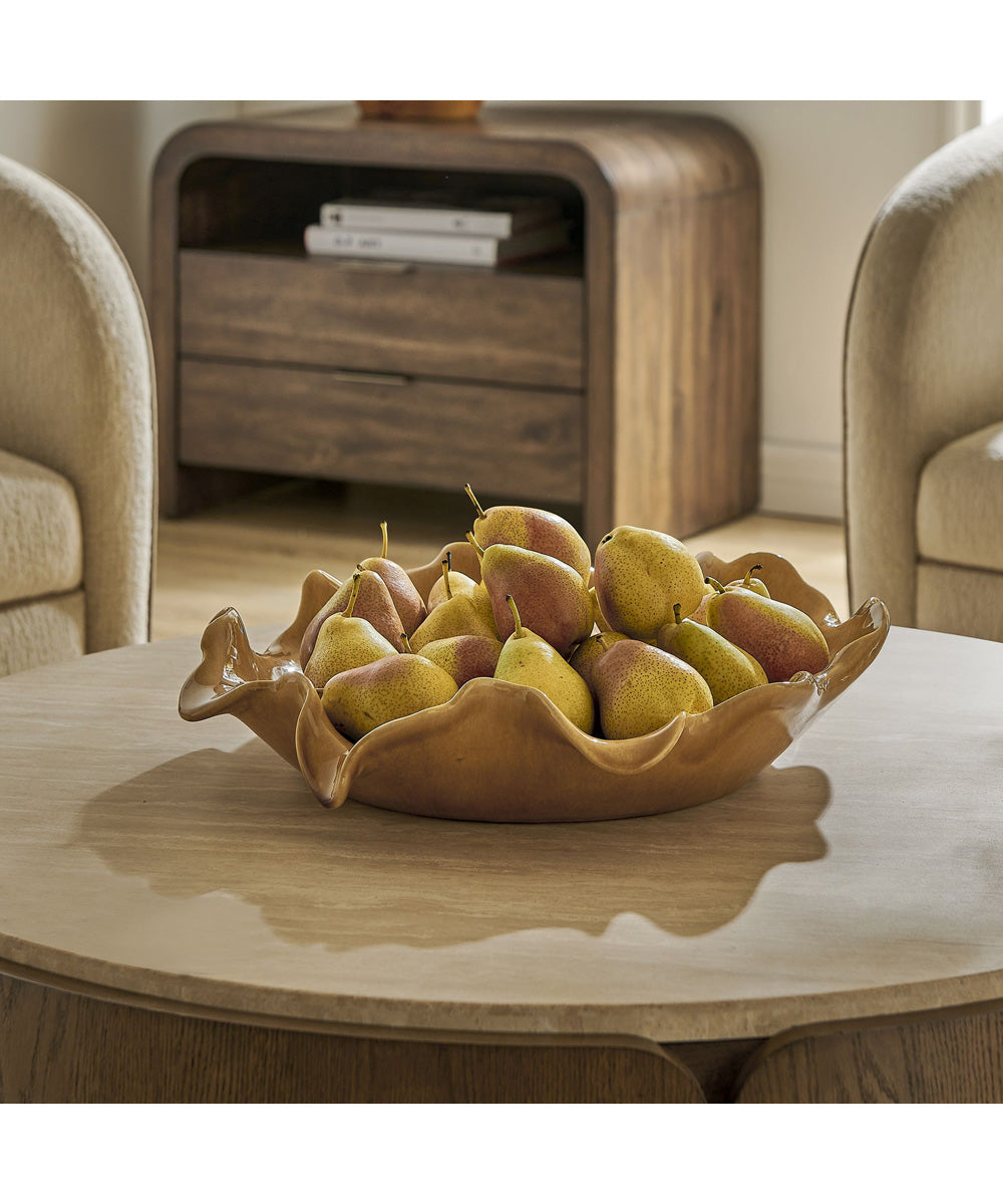Golden Crest Ruffle Indoor-Outdoor Bowl