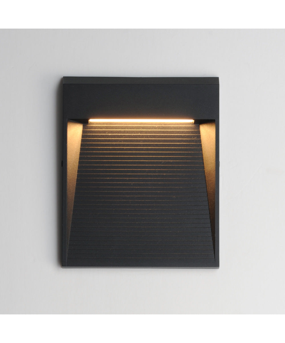 Steppes LED Outdoor Sconce Black