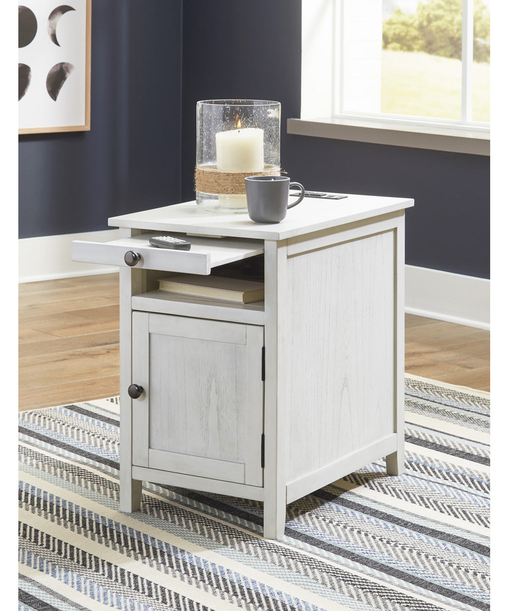 Treytown Chair Side End Table Antique White