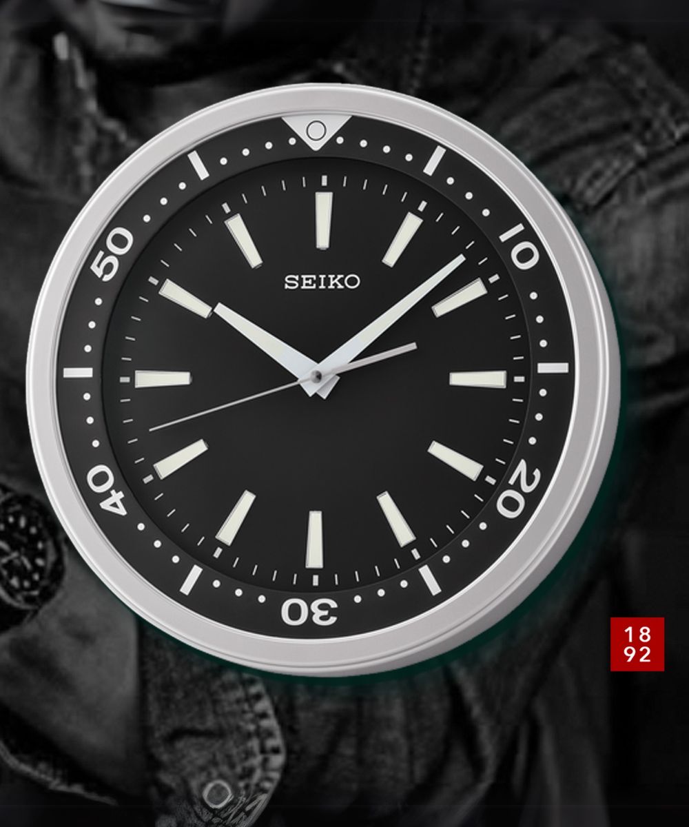 Wall Clock with Quiet Sweep