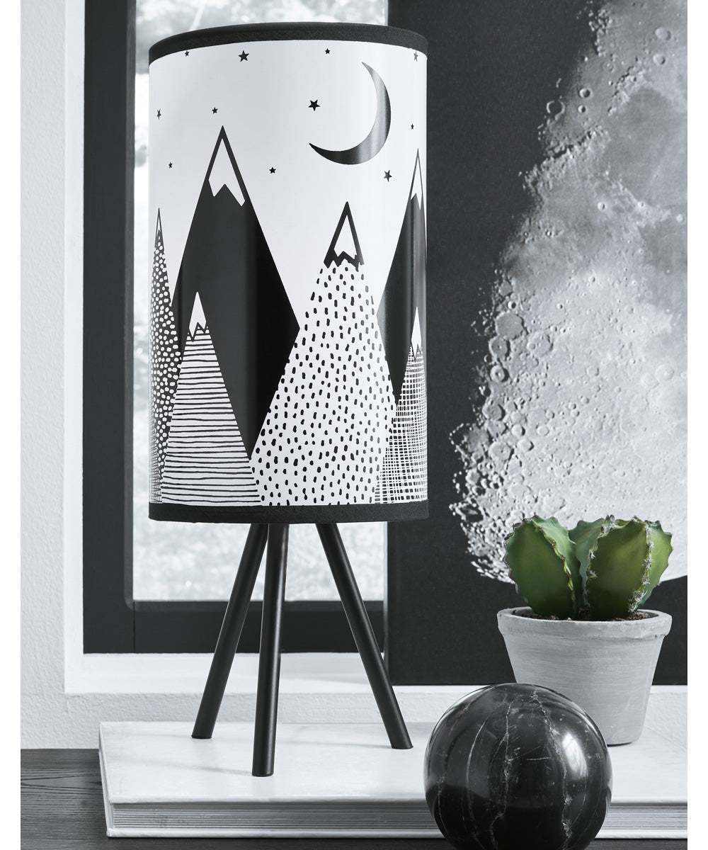 Manu Metal Table Lamp (1/CN) White/Black