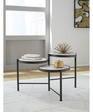 Plannore Round Cocktail Table Black/White