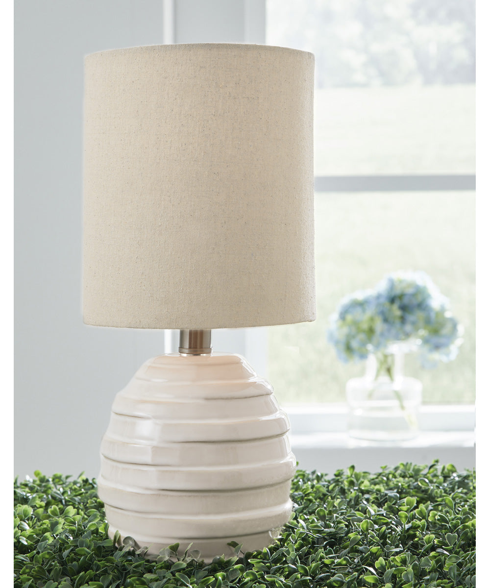 Glennwick Ceramic Table Lamp (1/CN) White