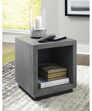 18"H Larkburg Accent Table Gray