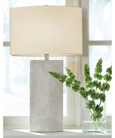 Bradard Poly Table Lamp (1/CN) Brown