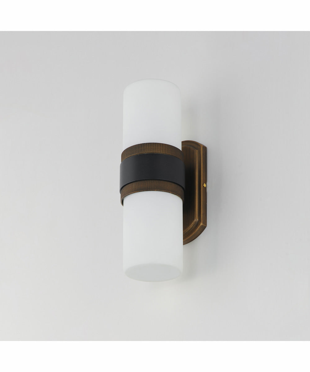 Ruffles 2-Light Outdoor Sconce Black / Antique Brass