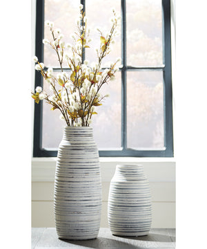 Donaver Vase Set of 2 Gray/White