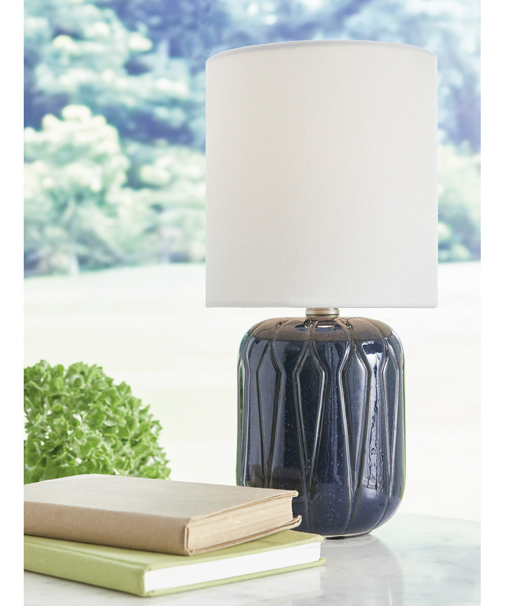 Hengrove Ceramic Table Lamp (1/CN) Navy