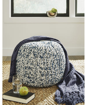 Latricia Pouf Blue/White