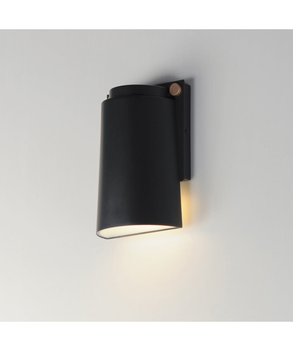 Rivet VX LED Outdoor Sconce Black / Antique Brass