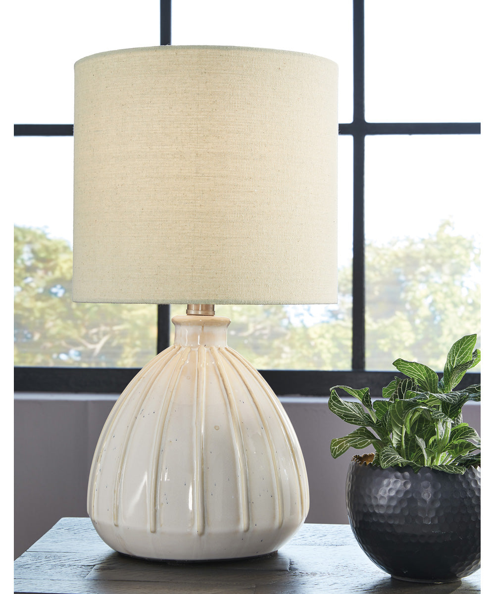 Grantner Ceramic Table Lamp (1/CN) Off White